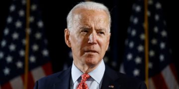 Joe Biden se enfrenta a su decisión más difícil: elegir su fórmula vicepresidencial. Foto: AP