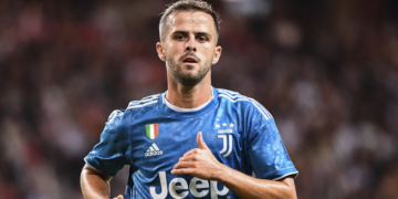 La llegada de Pjanic al barcelona se podría oficializar en los próximos días
