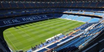 La vuelta del fútbol español será por televisión y no en el estadio, dice Pedro Sánchez