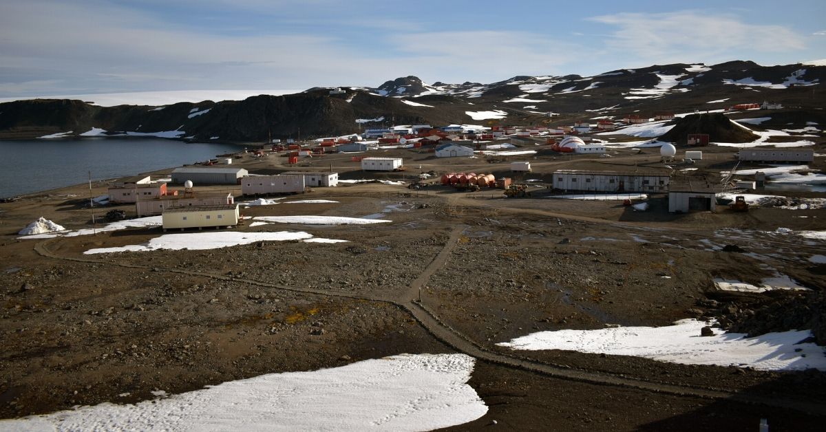Calentamiento es tres veces más rápido en el Polo Sur que en el resto del planeta, según estudio