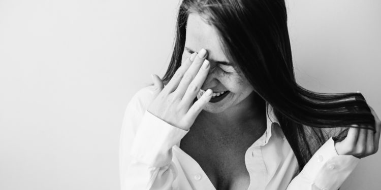 Cómo superar la timidez y ser una persona más segura de sí misma