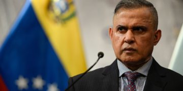 órdenes de captura funcionarios Gobierno interino