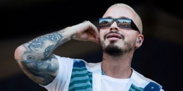 J Balvin comparte emotiva foto