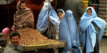 Los talibanes aumentan las restricciones