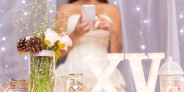 Joven bailó el vals con la foto de su abuelito fallecido en su fiesta de quince años